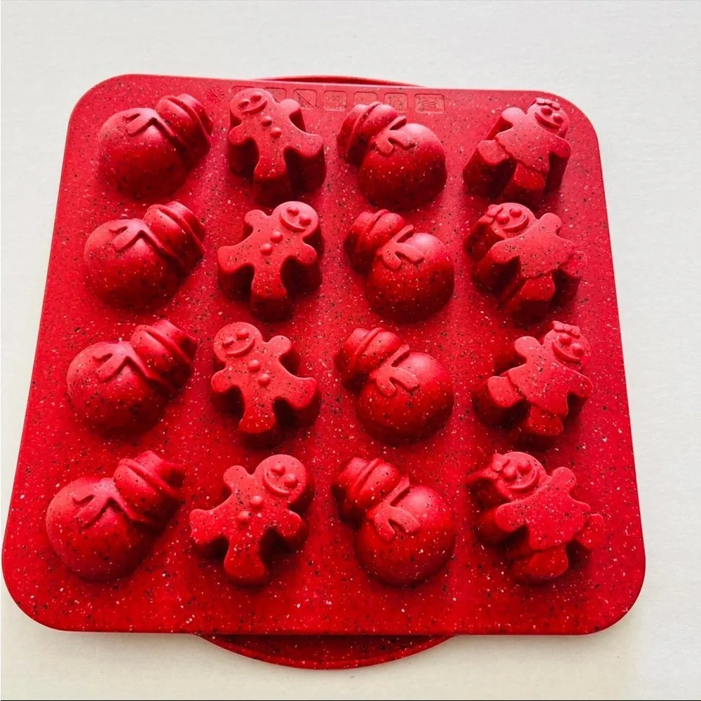 16ct Silicone Gingerbread Snowman‎ Mini Muffin Pan No BPA New Without Packaging